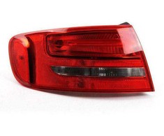VAG Galinė Šviesa Audi A4 Avant S4 2013 2015 Originalus 8K9945095A