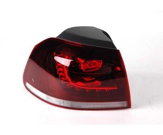 Vag Golf R32 LED Galinio Šviesos Žibintas Originalus 5K0945095Q