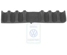 VAG Gumos įdėklas Golf Mk1 Caddy Mk1 Iltis Originalus 068130442A