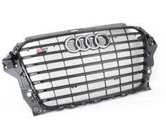 Vag Juoda Radiatoriaus Grotelė Audi A3 Originalus 8V5853651DCKA