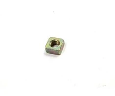 Vag Ketvirtas Ratas Square Nut Audi A3 Volkswagen Golf Originalus N90429401