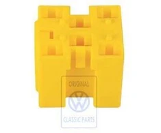 Vag Kištukinis Lizdas Su Plokščiais Kontaktai T4 1991 1996 Originalus 701943997
