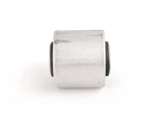VAG Klijuotos Gumos Ivore Audi A4 A6 A7 A8 Q5 Originalus 4E0407181B