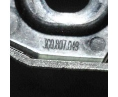 VAG Naujas originalus Volkswagen Passat B8 priekinis bamperio kairysis laikiklis 3G0807049 2015 OEM