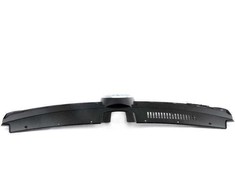 VAG NAUJAS ORIGINALUS VW GOLF GTI MK7 2013-2016 PRIEKINIS VIRŠUTINIS CENTRINIS GROTELĖS Juodas 5G0853651AJ