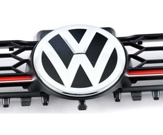 VAG NAUJAS ORIGINALUS VW GOLF GTI MK7 2013-2016 PRIEKINIS VIRŠUTINIS CENTRINIS GROTELĖS Juodas 5G0853651AJ