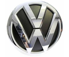 VAG NAUJAS ORIGINALUS VW GOLF PLUS 05-14 GALINIS BAGAŽINĖS CENTRO LOGOTIPAS ŽENKLAS 5M0853630D
