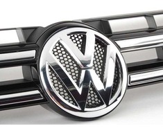 VAG NAUJAS ORIGINALUS VW TOUAREG 11-14 PRIEKINIS BAMPERIS CENTRINIS VIRŠUTINIS GROTELĖ 7P6853651A ZLL