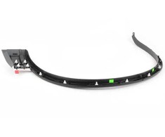 VAG OEM VW TOUAREG 7P PRIEKINIŲ DEŠINIŲ RATŲ ARKŲ APDAILA 7P6853718FGRU ORIGINALI