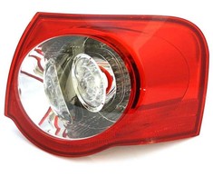 VAG Originali galinė žibintų lemputė dešinėje pusėje VW Passat 3C2 3C5 3C9945096N