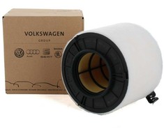 VAG Originalus "Audi S4 S5" oro filtro elementas 8W0133843