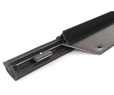 VAG Originalus lango angos sandariklis kairėje pusėje AUDI Q7 4L0837477
