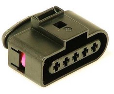 VAG Originalus plokščias kontaktų korpusas 5 kontaktų VW AUDI SEAT SKODA Amarok Bora 4D0973725