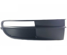 VAG Originalus satino juodas ventiliacijos groteles VW Beetle kabrioletui 5C1 5C7 5C5853666C9B9