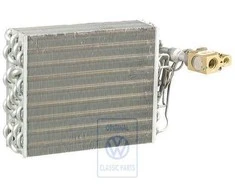 Vag Oro Šaldytuvas Su Išsiplėtimo Verte Vw Passat B3 B4 358820103D