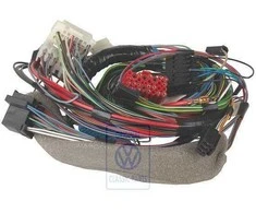 Vag Passat B2 Santana 1982 1984 Originalus 321971051FP