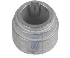 Vag Rankove T4 1995 1996 Originalus 701419151A