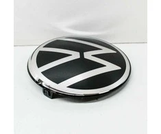 VAG VW Polo Bora T Roc Juodas Chromo Priekinis Emblema Originali 2GM853601EDPJ