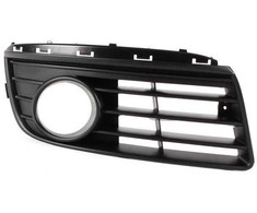 VAG VW GOLF 05-10 Priekinis buferis dešinysis su skylutėmis ir rūko žibinto grotelių 1K0853666E9B9