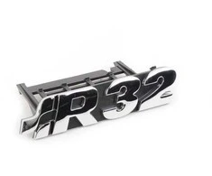 VAG VW Golf MK4 MK5 priekinės grotelės Chrome Juodas R32 emblema su ženkliuku originali 1J6853679DPWV