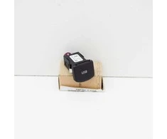 VAG VW Polo Derby Vento Ind Vento USB lizdas su dangteliu originalus 6C0035726C