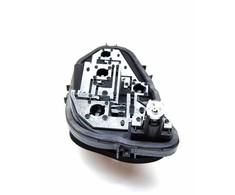 VAG VW SCIROCCO 2009-2014 Galinio žibinto lemputės laikiklis dešinėje O/S originalus 1K8945258C