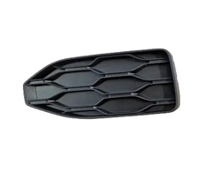 VAG VW T ROC priekinio bamperio apatinės grotelės dešinės pusės 2GA853212A9B9 originalios