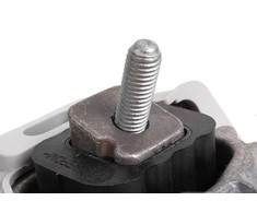 Variklio Priedas Desine Bmw 1 E88 E82 3 E90 E91 E92 E93 X1 E84 Z4 E89 Originalus 22116773744