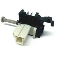 VOLVO C30 sankabos pedalo jungiklis originalus 8691591