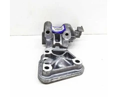 VOLVO C30 Variklio Priekinis Dešinysis Laikiklis 8670393 NAUJAS ORIGINALUS