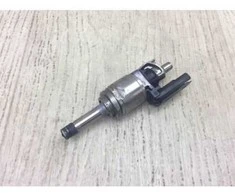 Volvo S60 S90 V60 V90 XC90 2.0L L4 Kuro purkštukas Originalus 31465787 31478609