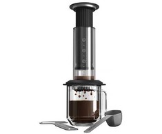 „AeroPress Premium“ – stiklinis kavos virimo aparatas, juodas