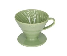 Hario V60-02 keramikinis kavos lašintuvas Smokey Žalias