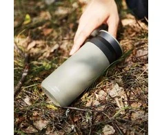 KINTO - TRAVEL Tumbler Sand rusvai gelsvas 350ml