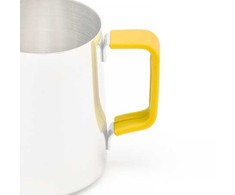 Rhinowares „Rhino Coffee Gear“ – silikoninė 600 ml pieno ąsočio rankena – geltona