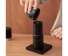 Kavamalė Varia - EVO Hybrid Grinder Juodas