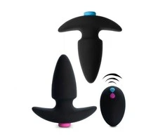 Feelz Toys FeelzToys – FunkyButts nuotoliniu būdu valdomas užpakalio kištukų rinkinys poroms