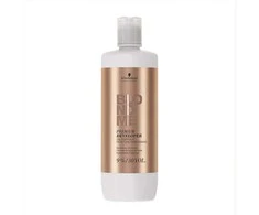 Schwarzkopf Professional BlondMe Premium Developer 9% / 30 Vol. oksidacinė emulsija, 1000 ml