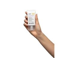 Sensilis Photocorrection D-Pigment SPF50+ Color veido kremas su atspalviu 40 ml