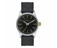 Laikrodis NIXON A377-2222-00. Kwarcowy, Kolor juoda. Mężczyzna.