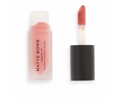 Makeup Revolution London Matte Bomb - Skysti lūpų dažai, 4,6 ml. Spalva: Fancy Pink