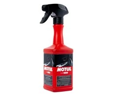Alyva MOTUL Car Care Plastics Clean 0,5ltr (110156)