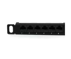 „StarTech Patch“ skydelis 19 colių 0,5U 24x RJ-45 Cat.5E (PANELHU24)