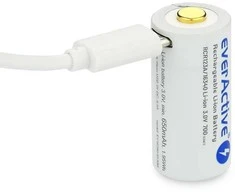 everActive USB įkraunamas RCR123A 16340 3,0V 700mAh akumuliatorius su PCM