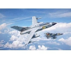 Italeri Tornado IDS 1/32 – plastikinis lėktuvo rinkinys