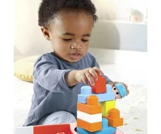 Mega Bloks rinkinys „Vagonas su ratukais ir statymo pagrindu“