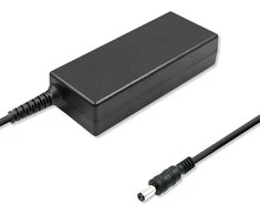 QOLTEC 51108 Universalus kintamosios srovės adapteris 84W 12V 7A 5.5 2.1 + maitinimo laidas
