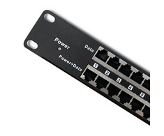 QOLTEC 54477 Patch panel Rack 48V 24 jungtys Passive PoE injector 1000m Juodas