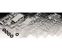 Revell Land Rover Series III 1/24 plastikinis surenkamas modelis 07047