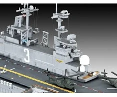 Revell USS Wasp Class 1/700 – plastikinis surenkamas laivo modelis